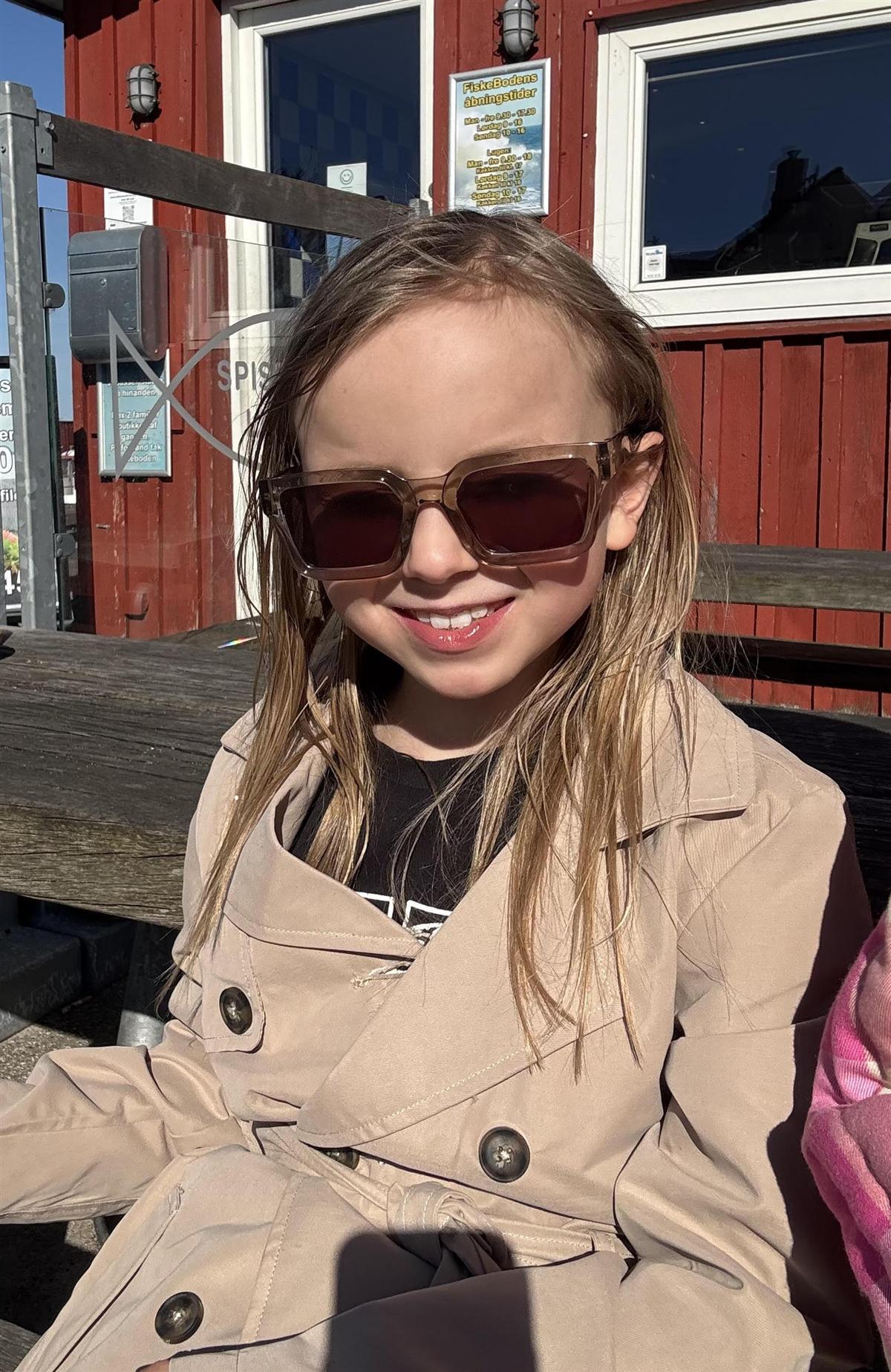 Emma og Mira